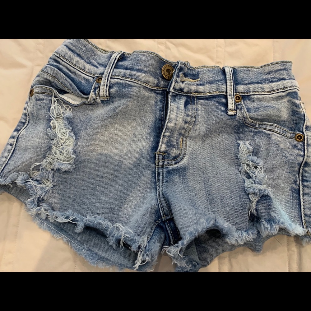 SoNicki distresses Jean shorts size 12